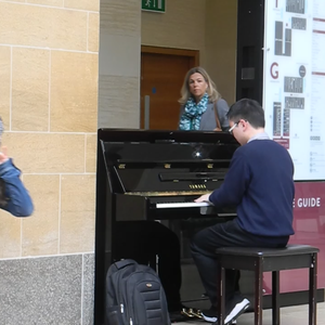 把亲妹妹c到高潮
